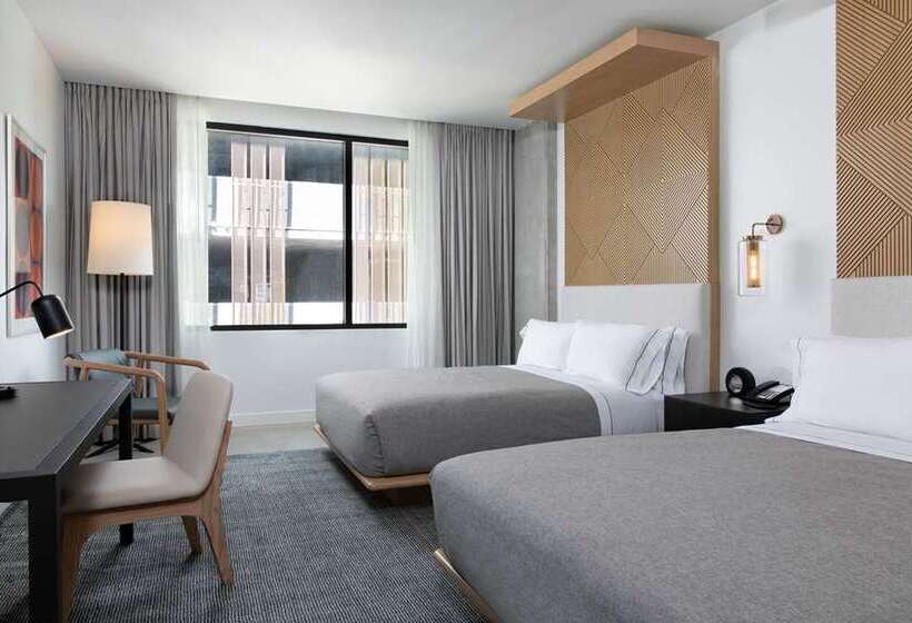 غرفة قياسية مطلة على المدينة, Hilton San Diego Bayfront