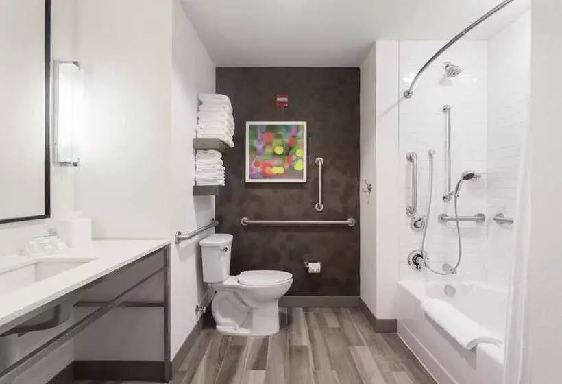 Standard-huone King-vuode, Hilton Vancouver Washington