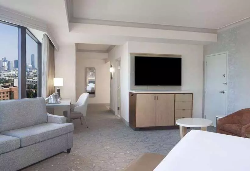 Junior Suite King Bed