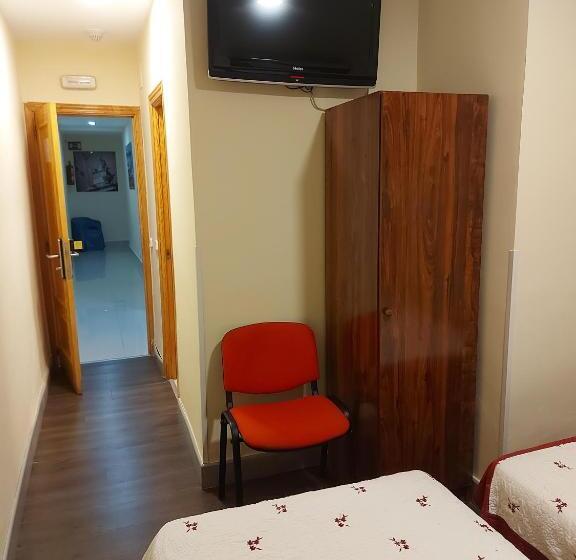 اتاق استاندارد, Hostal Moncloa