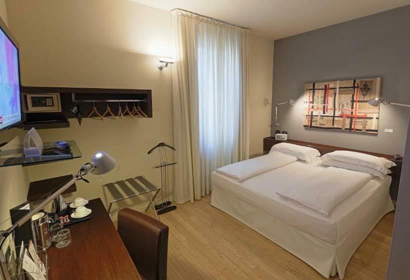 اتاق سوپریور, I Portici Hotel Bologna