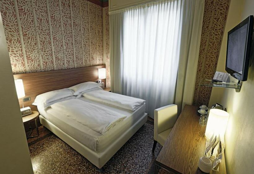 اتاق سوپریور, I Portici Hotel Bologna