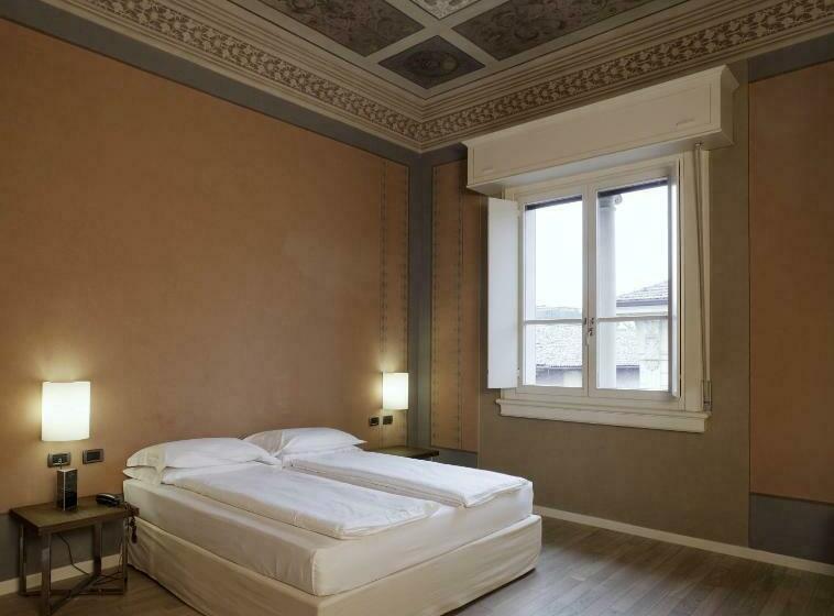 اتاق لوکس, I Portici Hotel Bologna