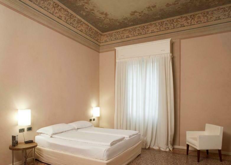 اتاق لوکس, I Portici Hotel Bologna