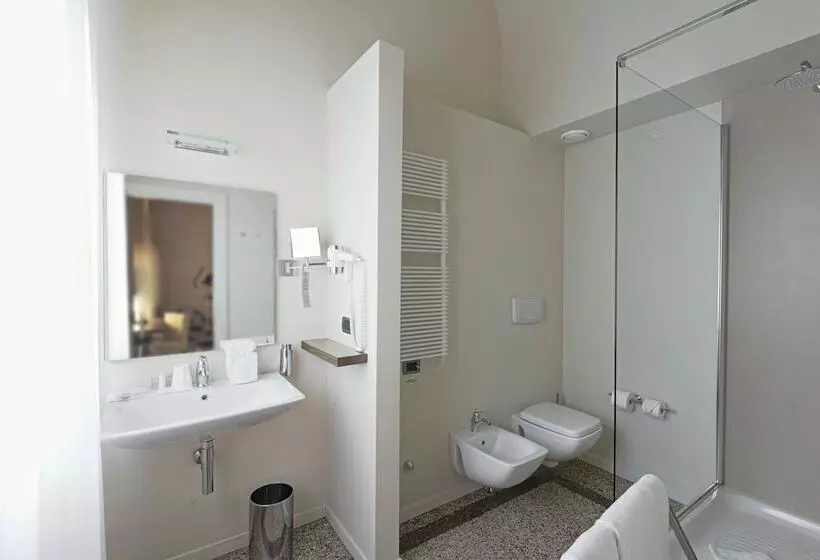 اتاق لوکس, I Portici Hotel Bologna