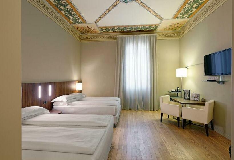 اتاق خانوادگی, I Portici Hotel Bologna