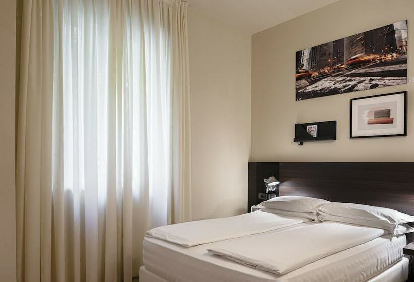 اتاق خانوادگی, I Portici Hotel Bologna