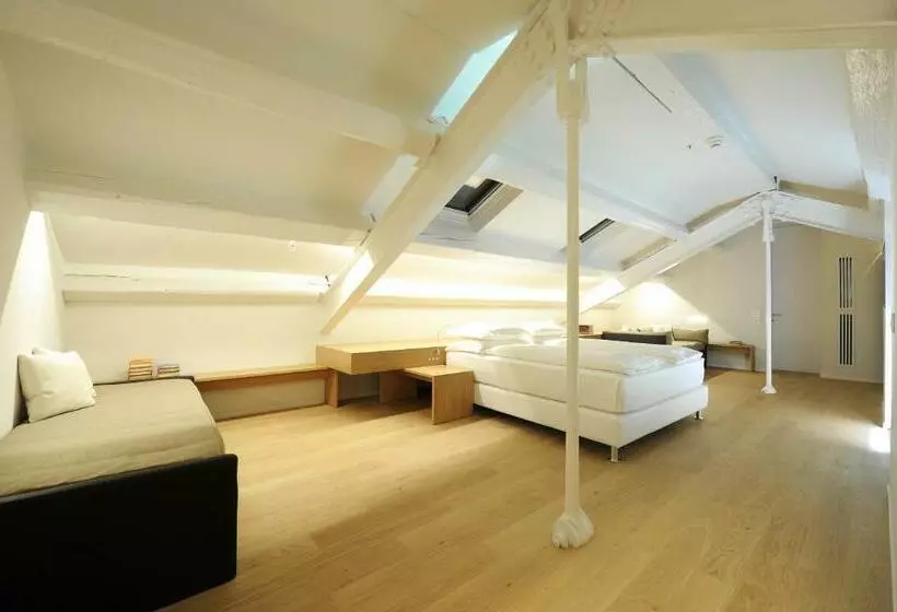 سوییت سوپریور, I Portici Hotel Bologna