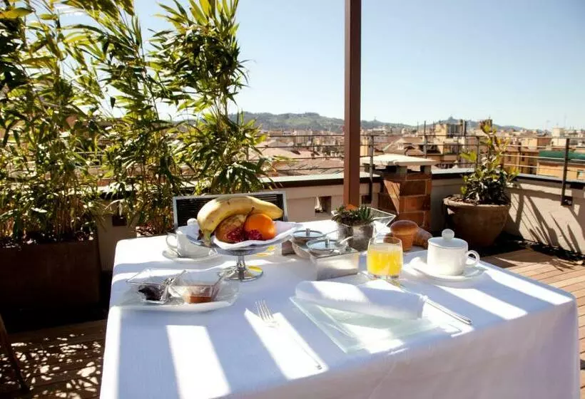 سوییت, I Portici Hotel Bologna