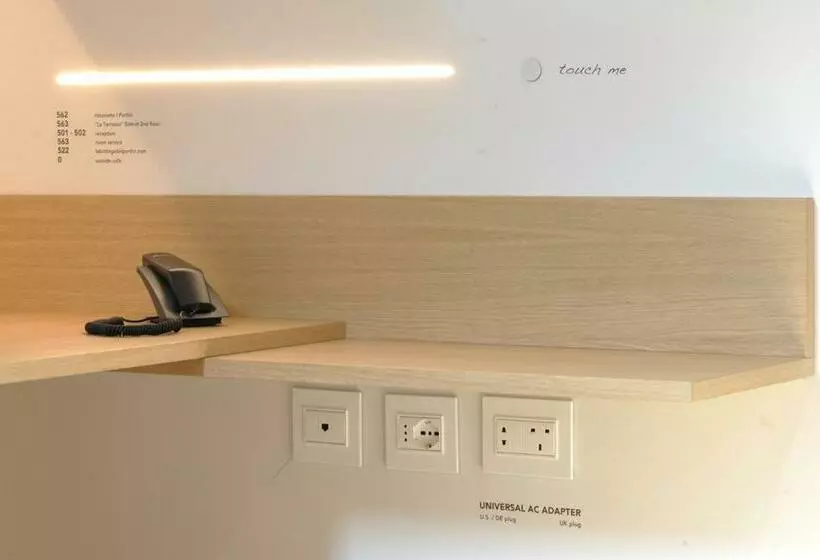 سوئیت راحتی, I Portici Hotel Bologna