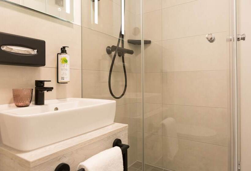 Quarto standart com varanda, Koopmanns Hotel Und Lädchen