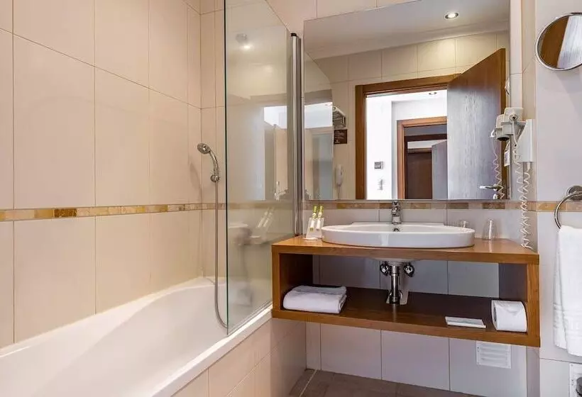 اتاق رمانتیک, Montado  & Golf Resort