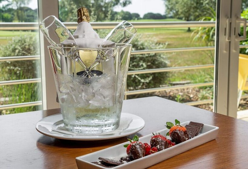 חדר רומנטי, Montado  & Golf Resort