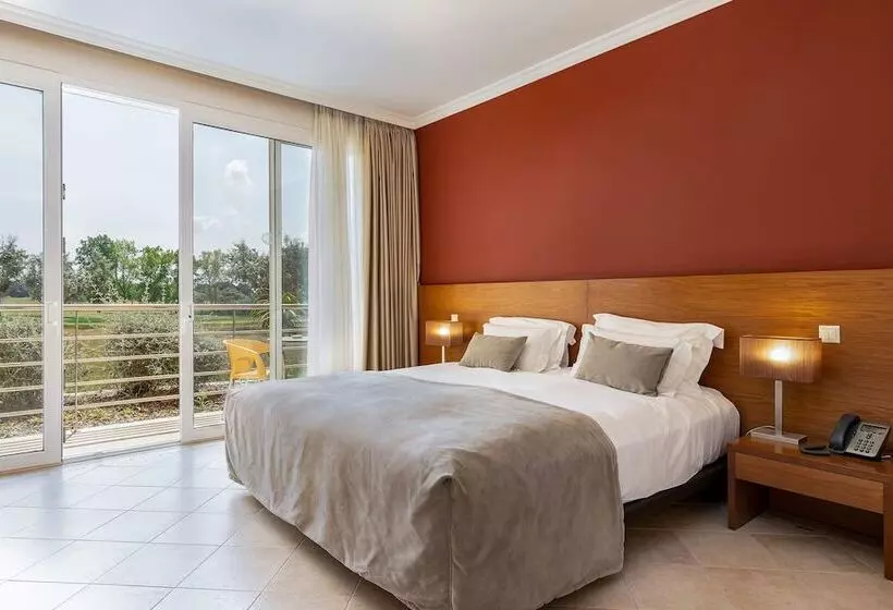 سوییت خانوادگی, Montado  & Golf Resort