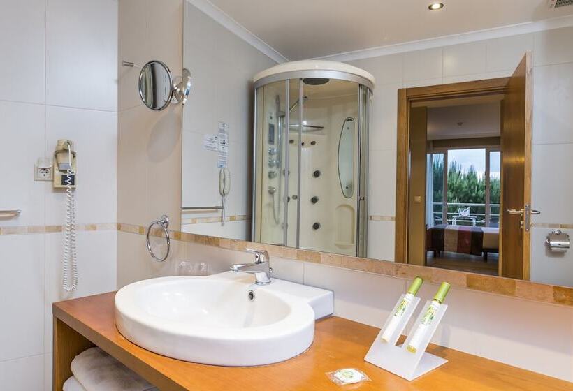 סוויטה, Montado  & Golf Resort