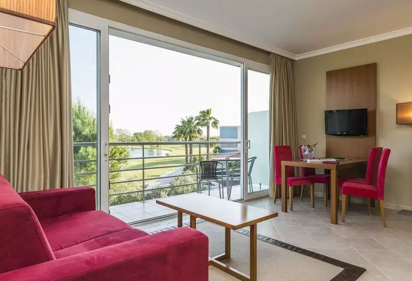 سوییت, Montado  & Golf Resort