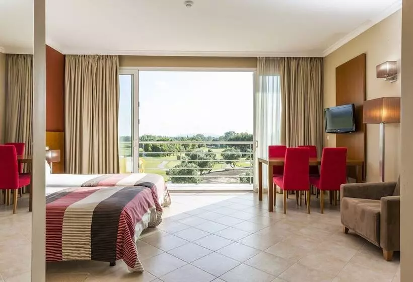 سوییت, Montado  & Golf Resort