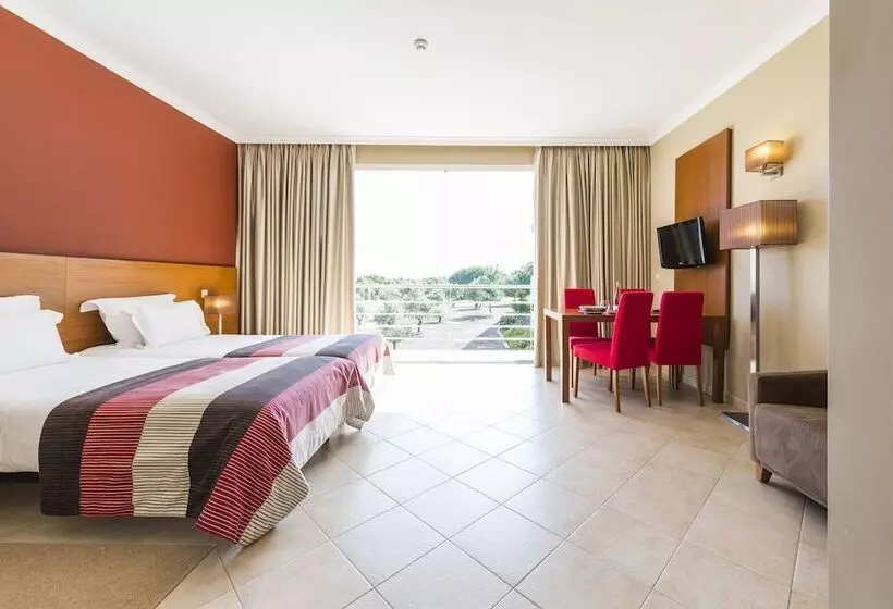 سوییت, Montado  & Golf Resort