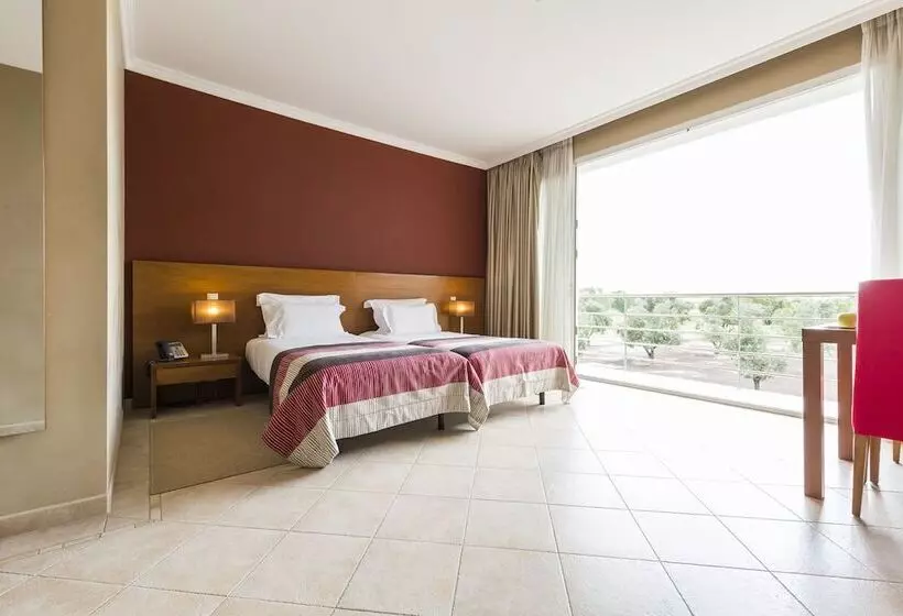 سوییت, Montado  & Golf Resort