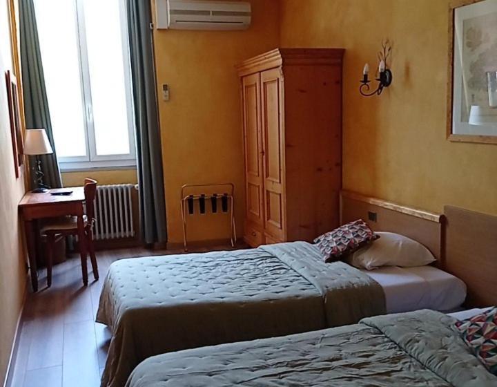 スタンダードルーム, Saint Jean