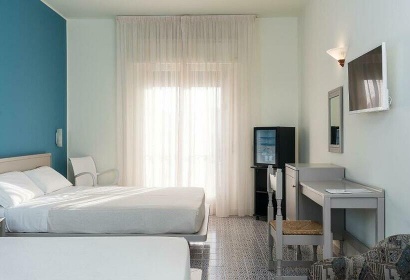 Классический Номер, Saracen Sands Hotel & Congress Centre   Palermo