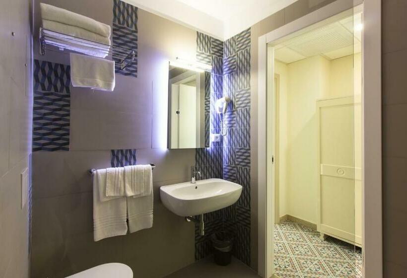 古典房间, Saracen Sands Hotel & Congress Centre Palermo