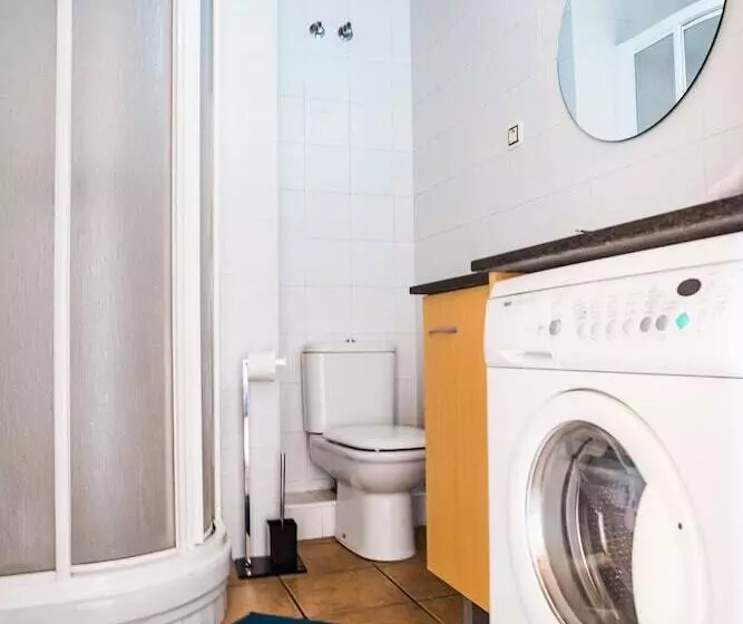 １ベッドルームドゥプレックスアパートメント, Urbi Apartments