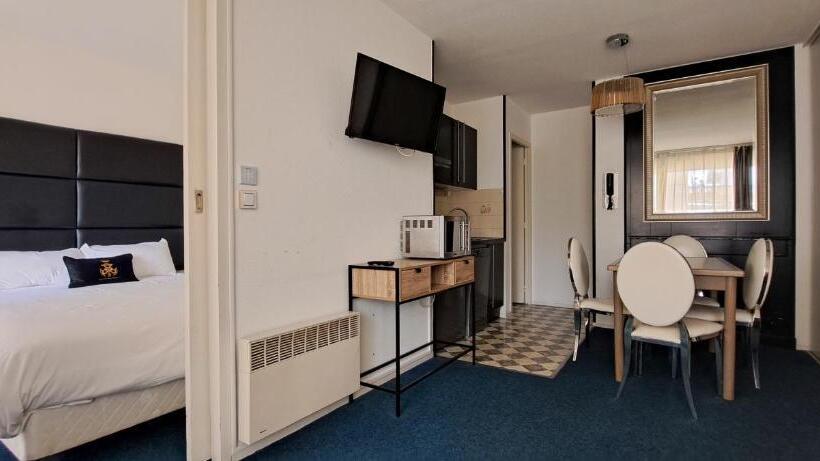 Апартаменты 1 Спальня, Appart Hôtel Le Trianon