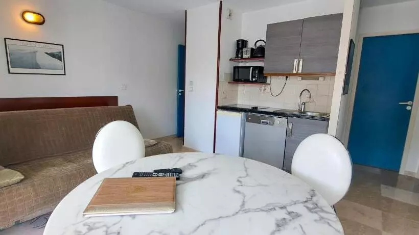آپارتمان 2 خوابه, Appart Hôtel Le Trianon