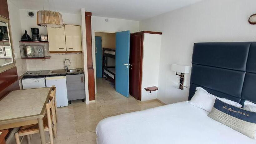 استودیوی استاندارد, Appart Hôtel Le Trianon