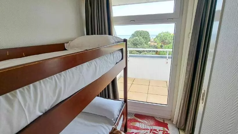 استودیوی استاندارد با چشمانداز دریا, Appart Hôtel Le Trianon