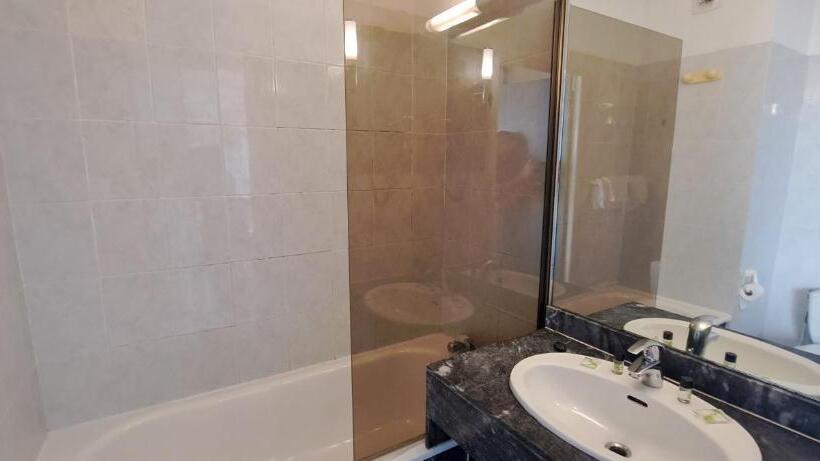 استودیوی استاندارد با چشمانداز دریا, Appart Hôtel Le Trianon