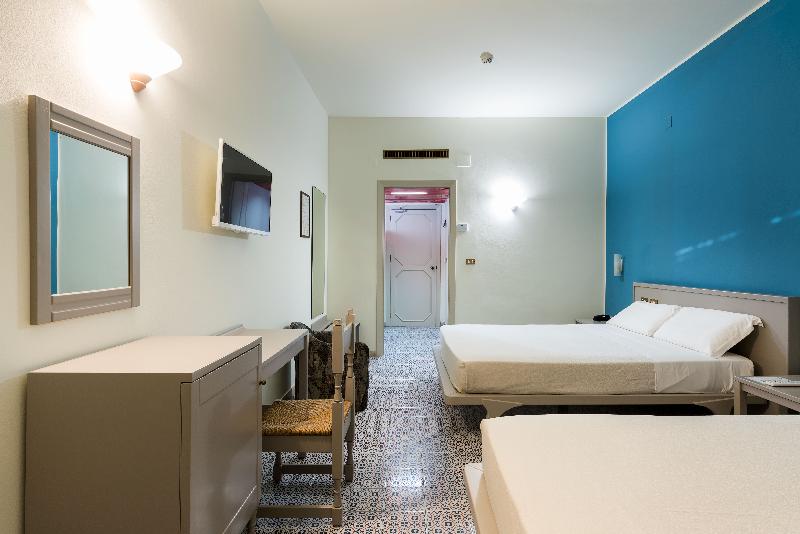 Классический Номер, Saracen Sands Hotel & Congress Centre   Palermo