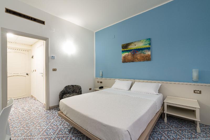 Классический Номер, Saracen Sands Hotel & Congress Centre   Palermo