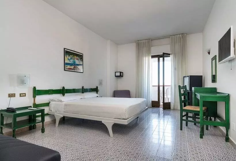 اتاق استاندارد سه نفره, Saracen Sands Hotel & Congress Centre Palermo