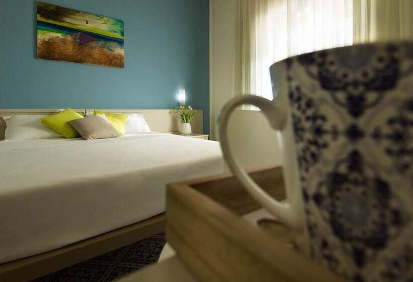 三人经典房间, Saracen Sands Hotel & Congress Centre Palermo