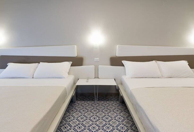 Четырехместный Номер Superior, Saracen Sands Hotel & Congress Centre   Palermo