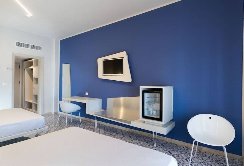 高级三人间, Saracen Sands Hotel & Congress Centre Palermo