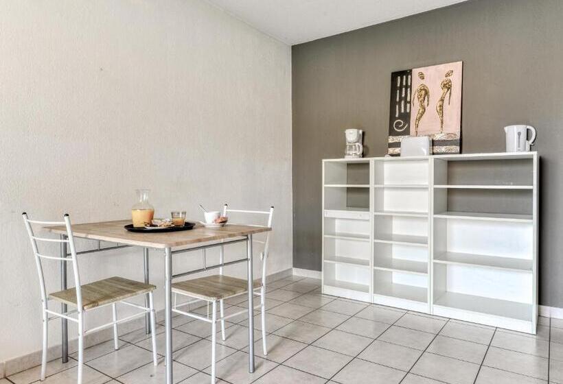 Апартаменты 2 Спальни, Residence Le Fonsérane   Vacancéole