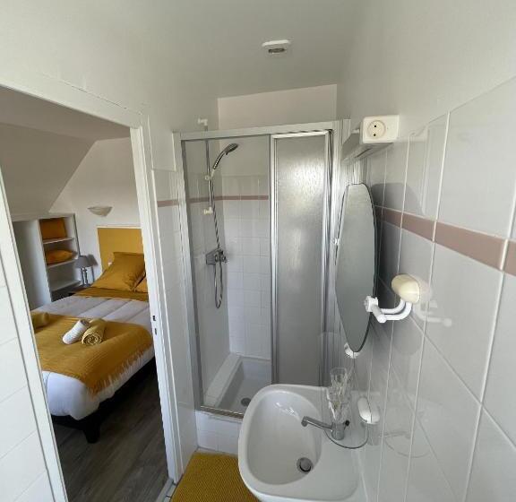 スーペリアールーム, Treas Glaz