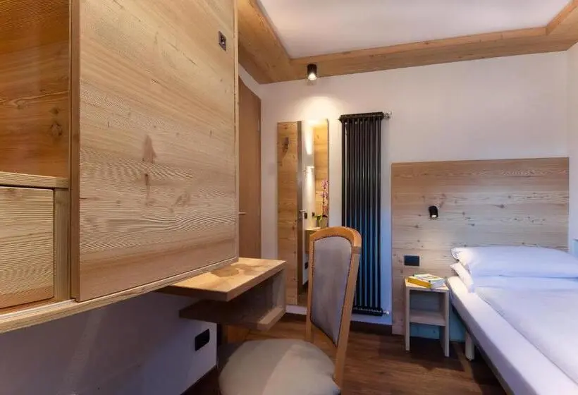 اتاق خانوادگی, B&b Marilena