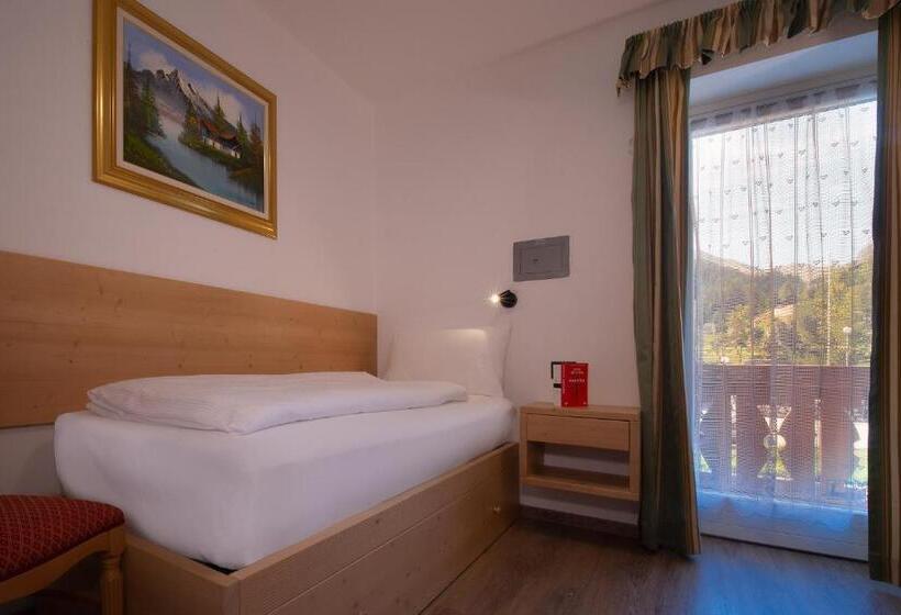 Семейный Номер Вид на Горы, B&b Marilena