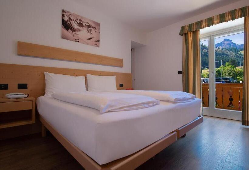 Семейный Номер Вид на Горы, B&b Marilena