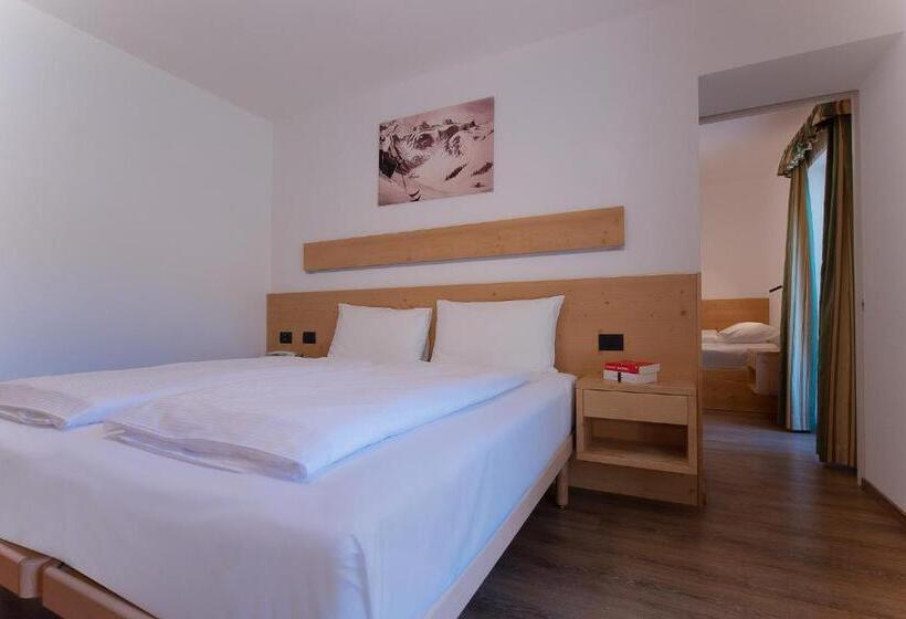 Семейный Номер Вид на Горы, B&b Marilena