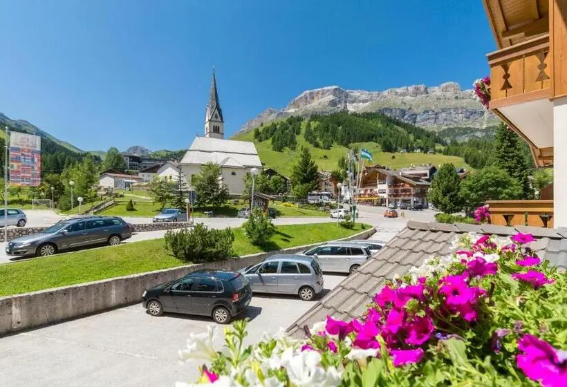 اتاق استاندارد با چشم‌انداز کوهستان, B&b Marilena