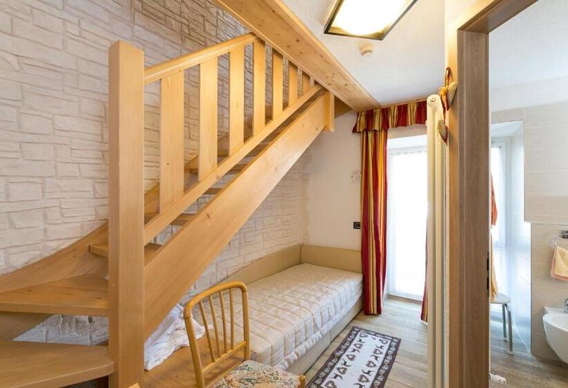 Номер Стандарт Вид на Горы, B&b Marilena
