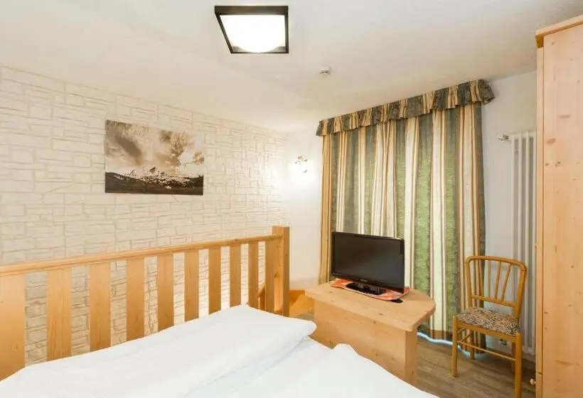 اتاق استاندارد با چشم‌انداز کوهستان, B&b Marilena