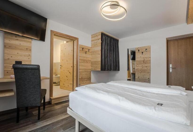 Номер Стандарт Вид на Горы, B&b Marilena