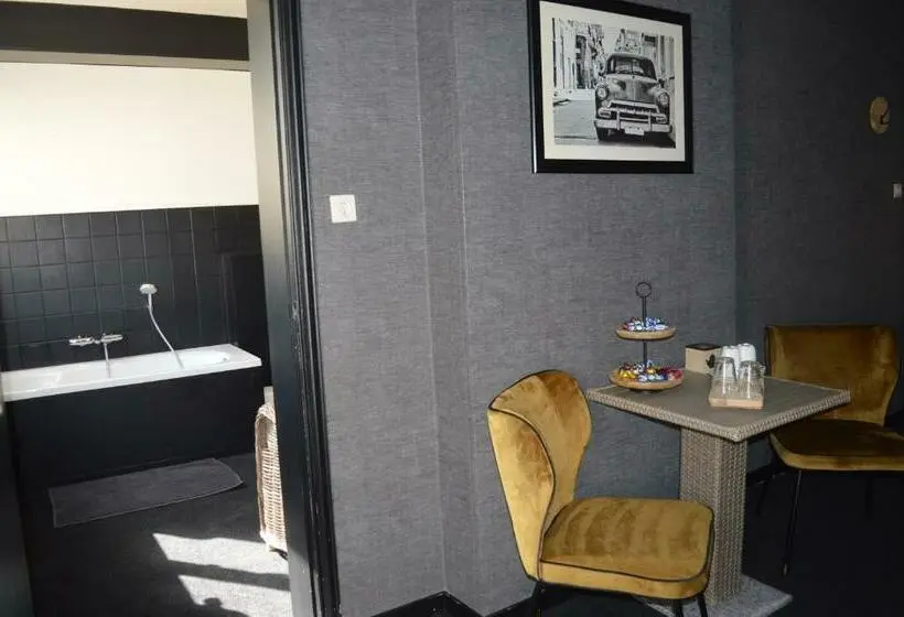 اتاق استاندارد, Luxury Spa Hotel Francofolies