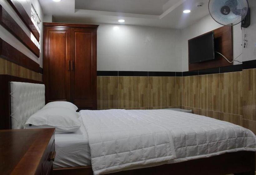 اتاق لوکس, Mtt